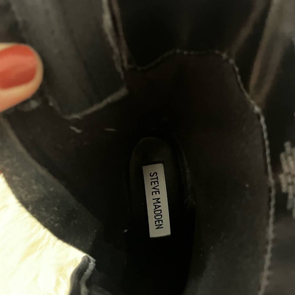 Steve Madden Black Heeled Boots - Picture 9 of 10